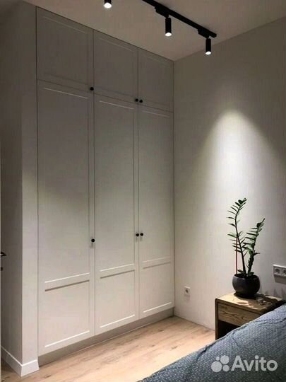 Шкаф распашной на заказ / Собственное производство