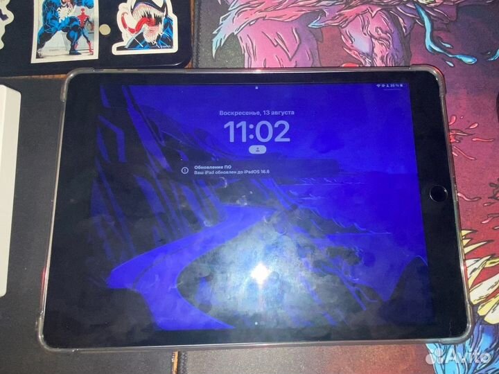 iPad 10.2