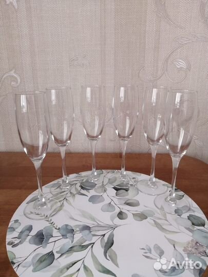 Бокалы для шампанского, фужеры