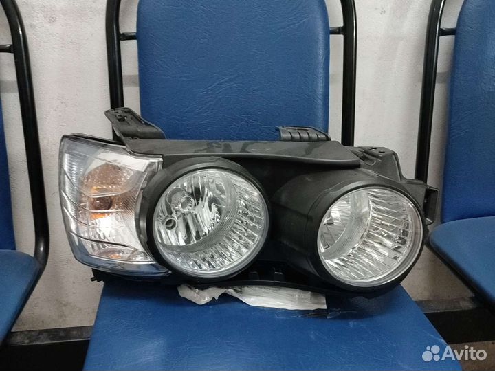 Фара передняя правая Шевроле Авео