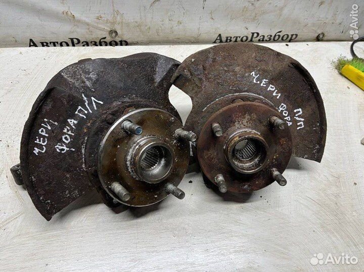 Кулак передний правый Fora a21 Estina