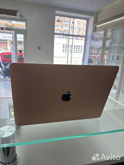 Macbook Air 13 A1932 8/128GB Ростест