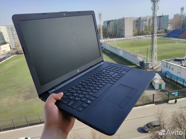Ноутбук HP Laptop 15.6/DDR3/hdd 1000gb/i3