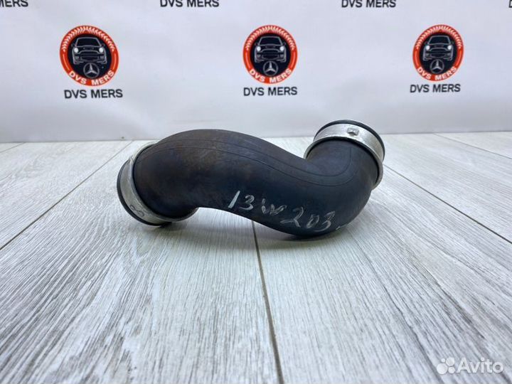 Патрубок интеркулера левый Mercedes C-Class W 203