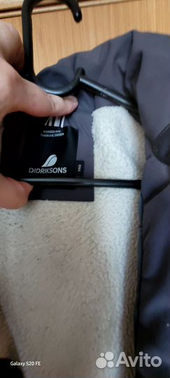 140р. Куртка didriksons