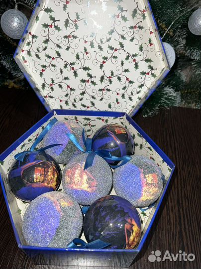Новый набор новогодних шаров