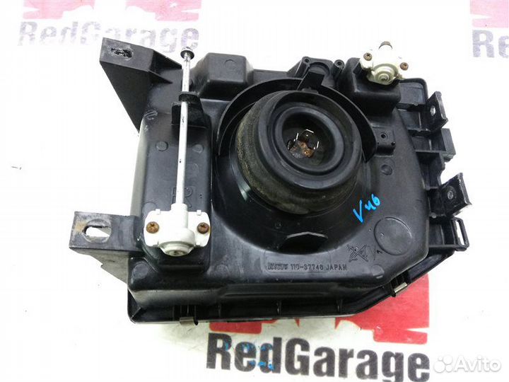 Фара передняя правая Mitsubishi Pajero V46 4M40