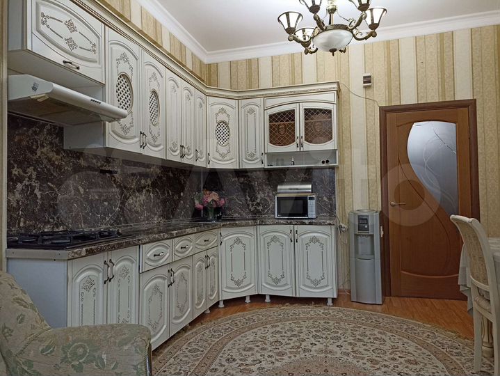1-к. квартира, 56 м², 2/10 эт.