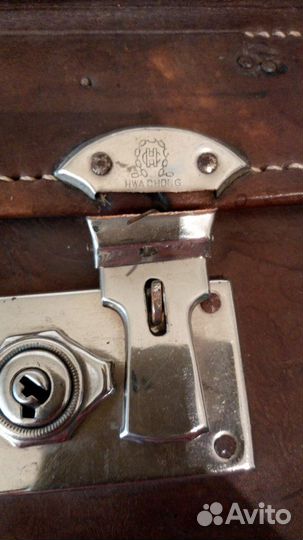 Чемодан кожанный Европа