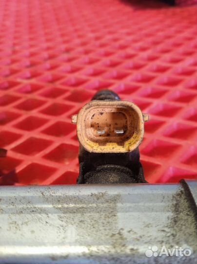 Рампа топливная Kia Rio 4