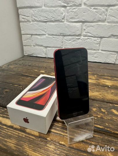 iPhone SE (2020), 64 ГБ