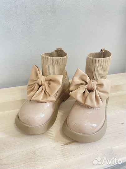 Ботинки для девочки 31,32,33