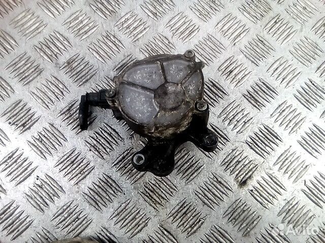 Насос вакуумный Volvo S40 рест. 2004 30725859