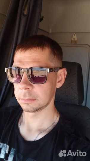 Водитель самосвала