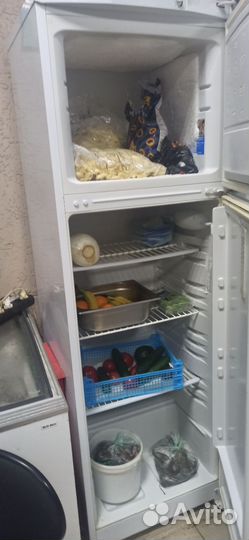 Холодильник бытовой