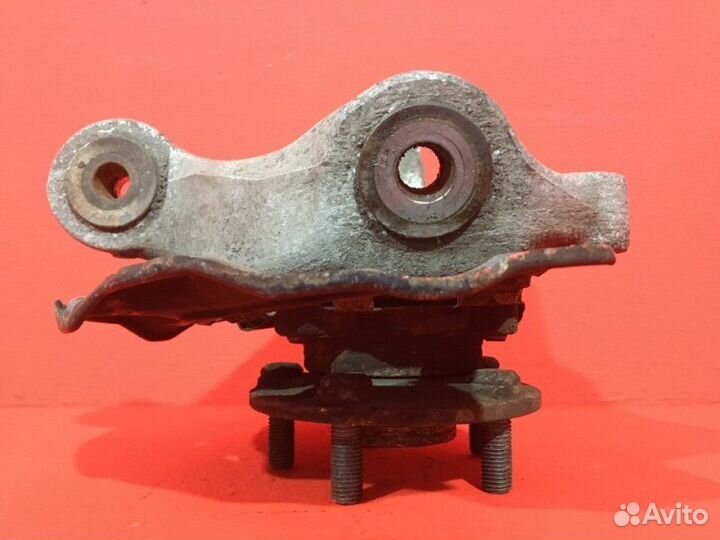 Кулак передний левый Toyota Prius NHW20 1nzfxe