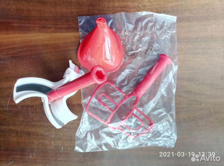 Кухонный комбайн 