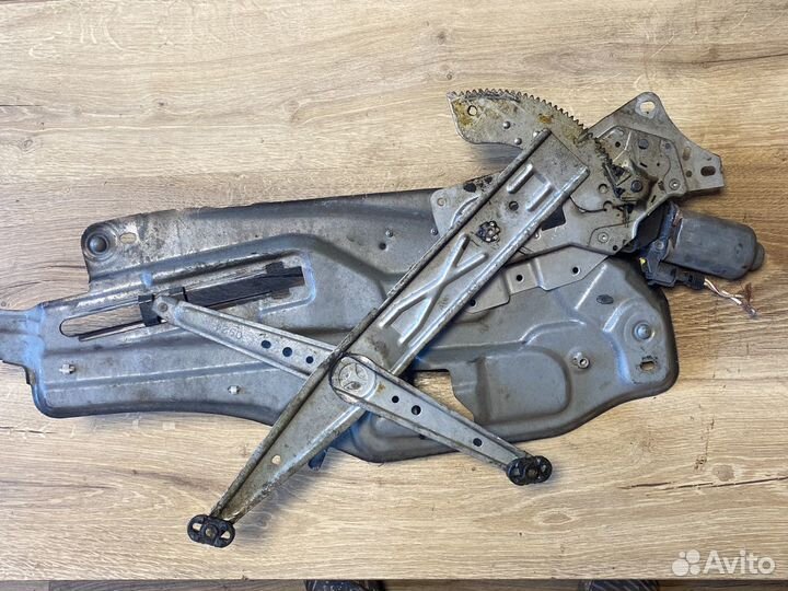 Renault laguna 1 передний правый двери стеклоподъё