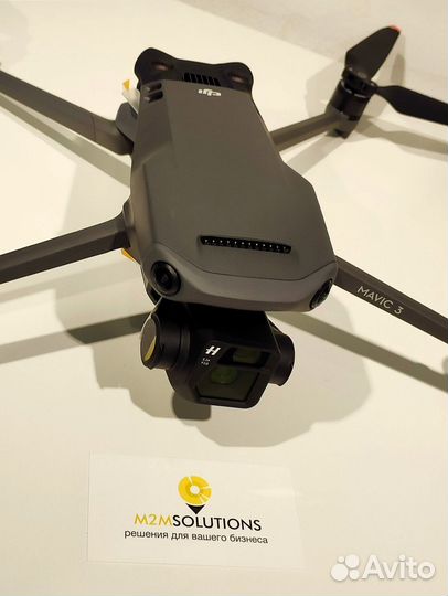 Квадрокоптер DJI Mavic 3