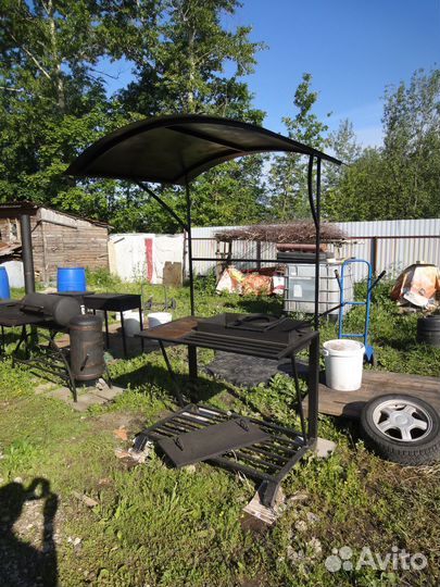 Мангал с крышей