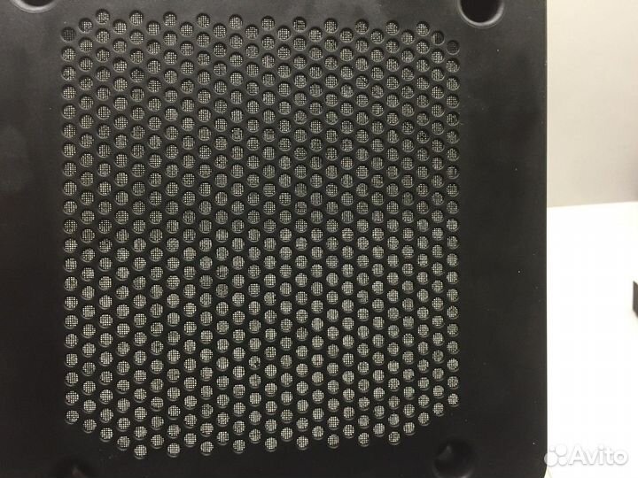 Решетка левого сабвуфера (BMW X3)