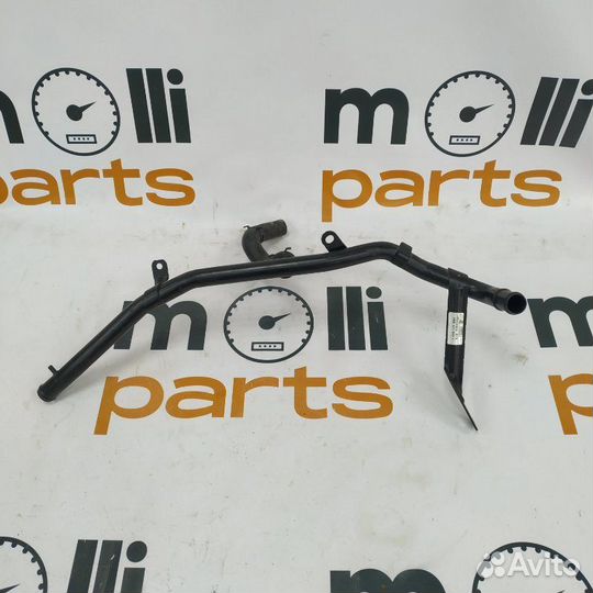 Патрубок системы охлаждения Volkswagen Tiguan 2