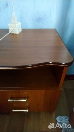 Тумба прикроватная