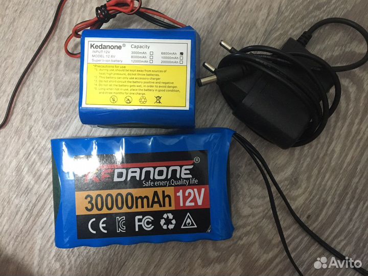 Аккумуляторы 30000 и 6800mah