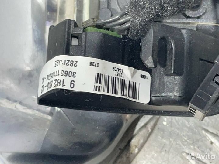 Б/У Кнопка многофункциональная рулевого кол#002