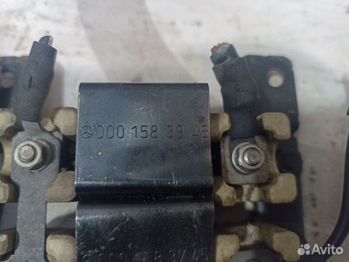 Резистор вентиляторов Mercedes W140