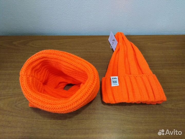 Зимний комплект шапка снуд