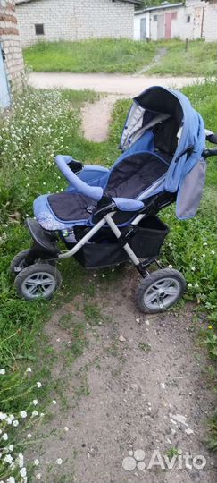 Прогулочная коляска