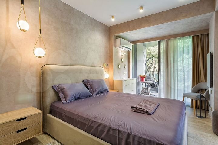 2-к. квартира, 77 м², 6/20 эт.