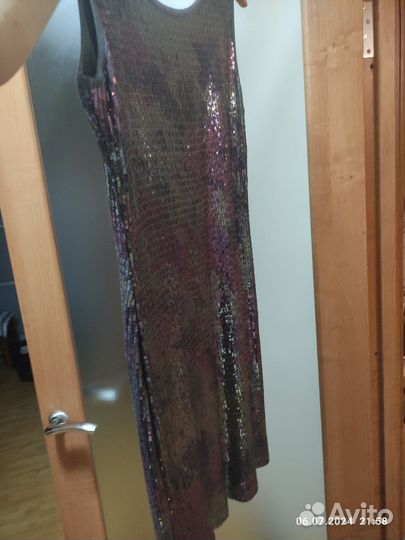 Вечернее платье 44