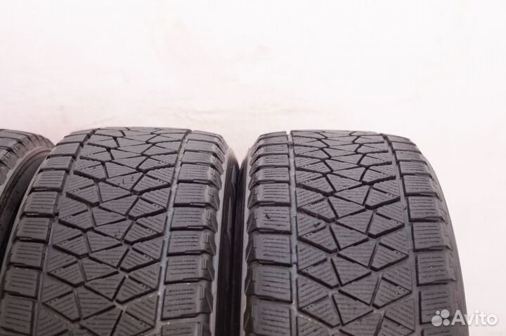 Bridgestone Blizzak DM-V2 225/60 R17 99S