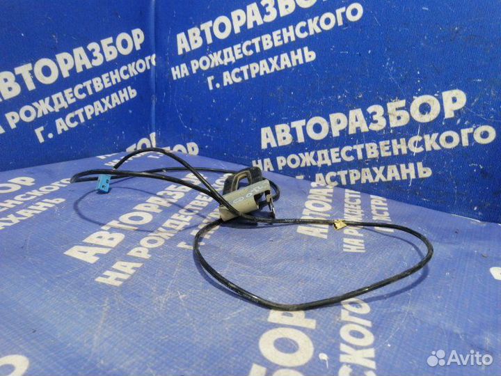 Антенна Mercedes-Benz W220 седан 2001