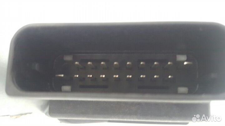 Моторчик стеклоподъемника задний правый Volkswagen