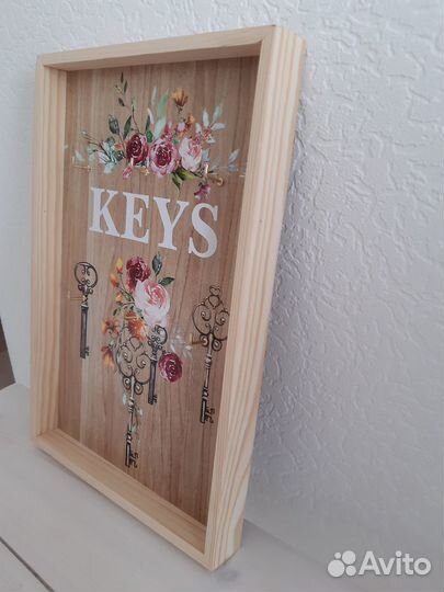 Ключница настенная