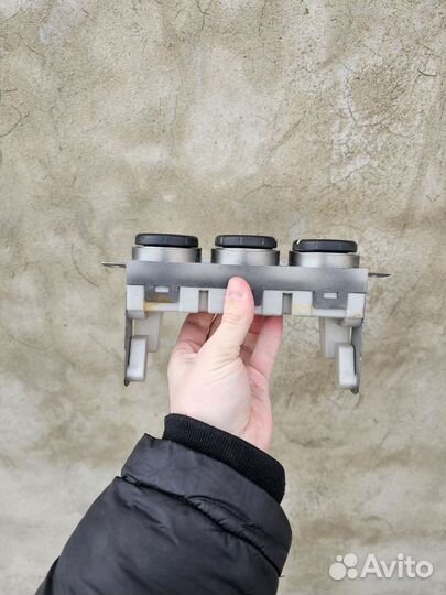 Блок управления климатом Nissan X Trail T30