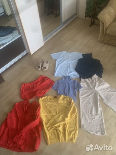 Вещи и косметика пакетом