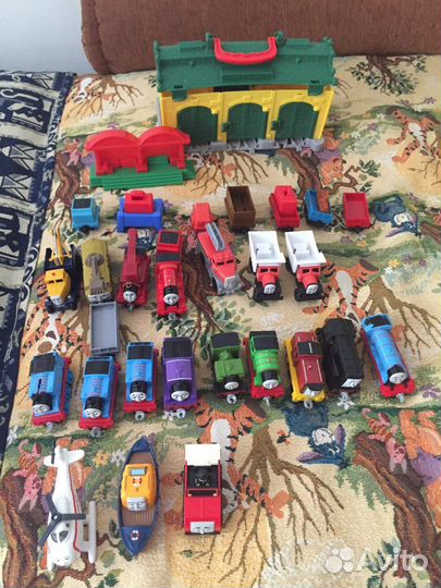 Большой комплект Томас и Друзья фирменные