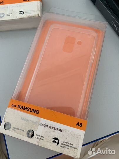 Чехолы на Xiaomi / Samsung