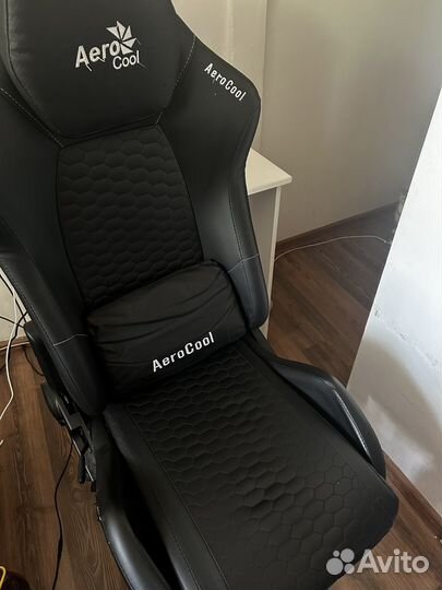 Игровой компьютерный стул бу