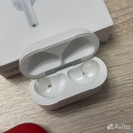 Airpods 4 ANC