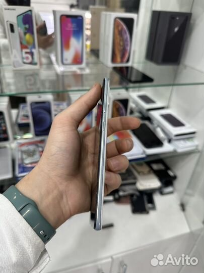 Samsung Galaxy A50, 4/64 ГБ