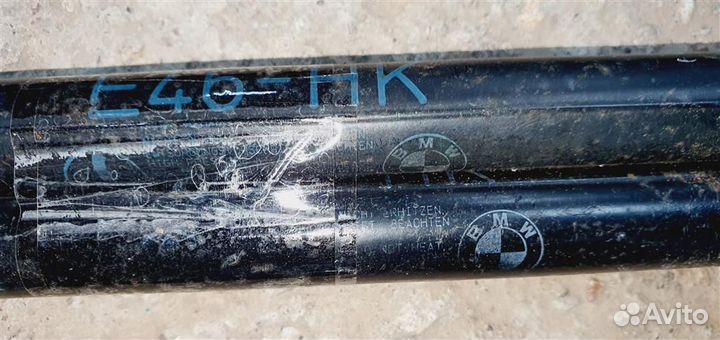 Амортизаторы багажника комплект BMW E46