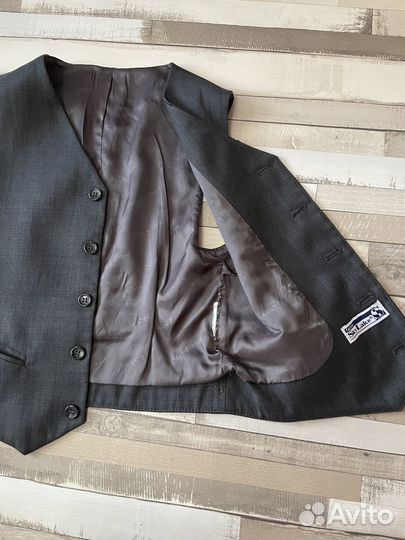 Школьная форма для мальчика 128 серая