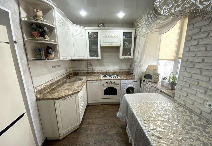 3-к. квартира, 55 м², 4/4 эт.