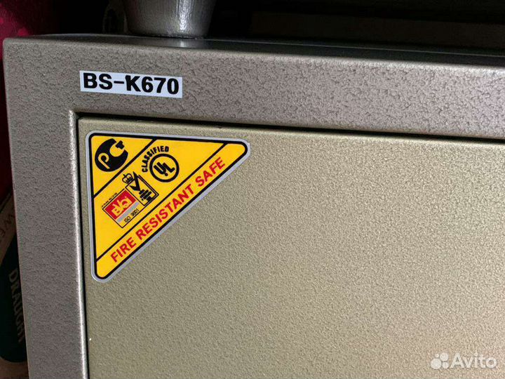 Огнестойкий сейф topaz