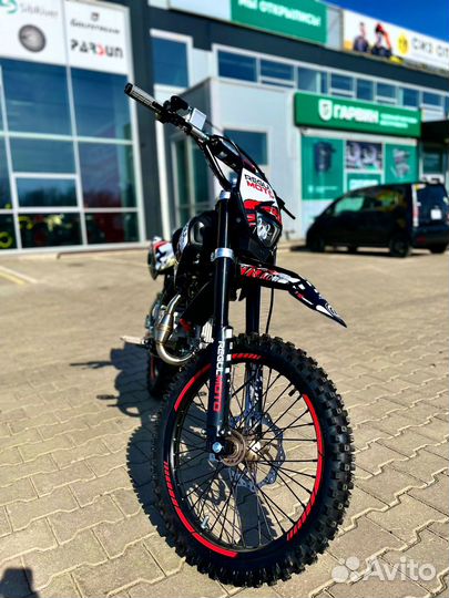 Питбайк Regulmoto seven medalist 19/16 140 кубов